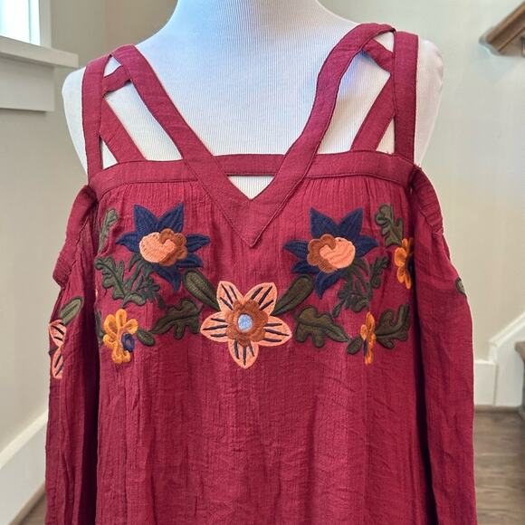 THML Violetta Cold Shoulder Embroidered Long Sleeve Dress Burgundy Size Medium - Picture 3 of 12